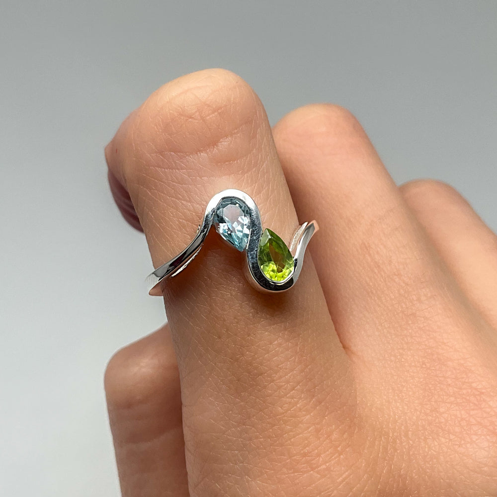Peridot and Blue Topaz Ring-Rocks and Gems Canada