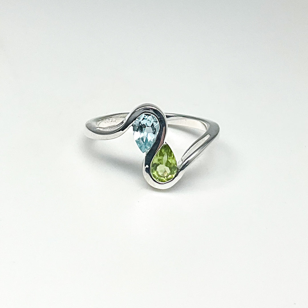 Peridot and Blue Topaz Ring-Rocks and Gems Canada