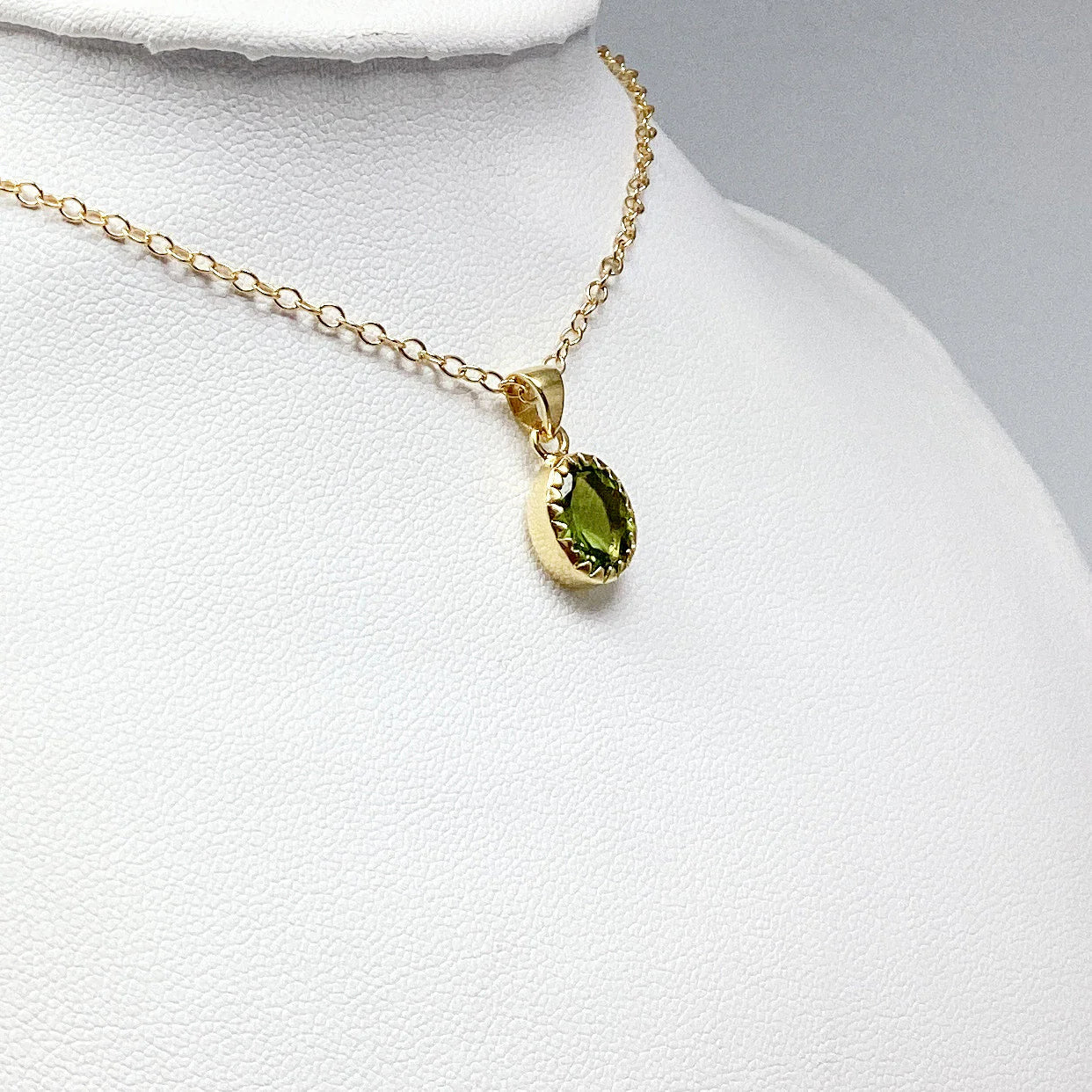 Peridot Gold Finish Pendant - Rocks and Gems Canada