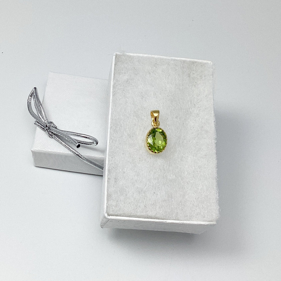 Peridot Gold Finish Pendant - Rocks and Gems Canada