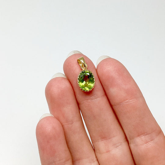 Peridot Gold Finish Pendant - Rocks and Gems Canada