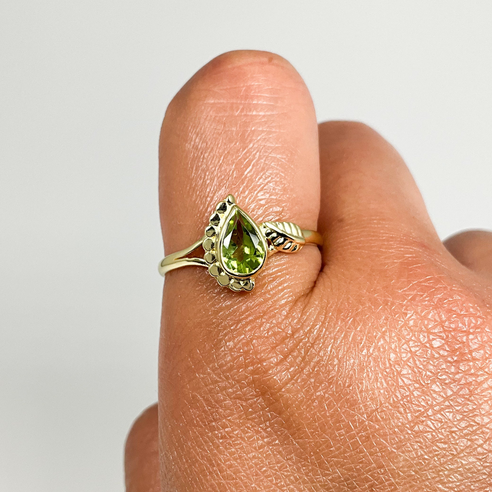 Peridot Ring - Rocks and Gems Canada
