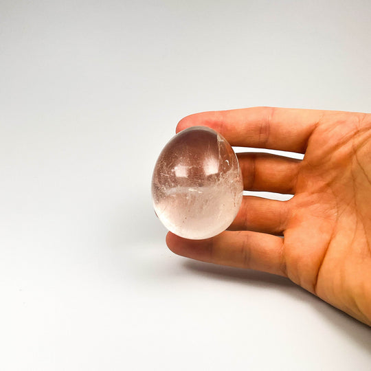 Quartz Egg-Rocks and Gems Canada
