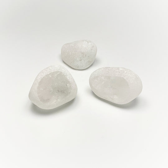 Quartz Ema Egg - Rocks and Gems Canada