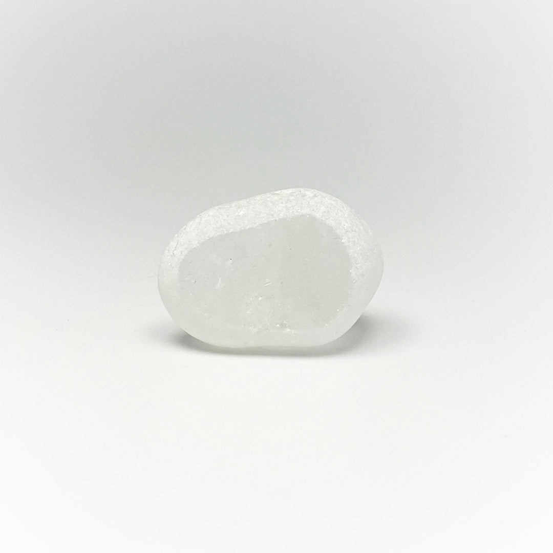 Quartz Ema Egg - Rocks and Gems Canada