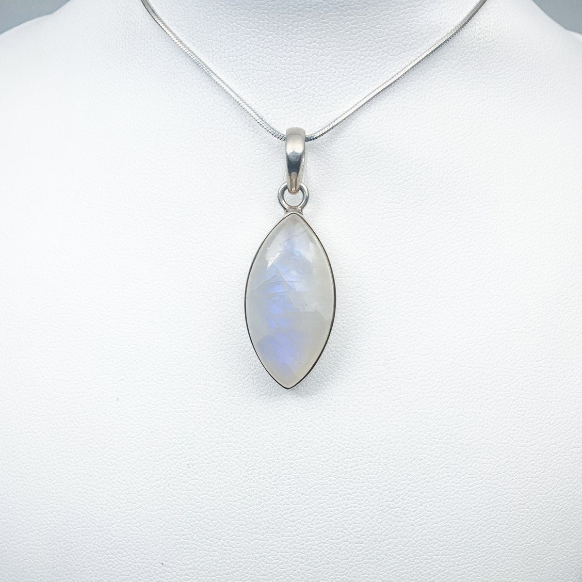 Rainbow Moonstone Pendant-Rocks and Gems Canada