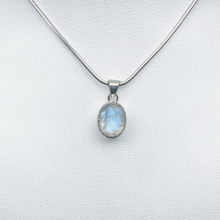 Rainbow Moonstone Pendant-Rocks and Gems Canada