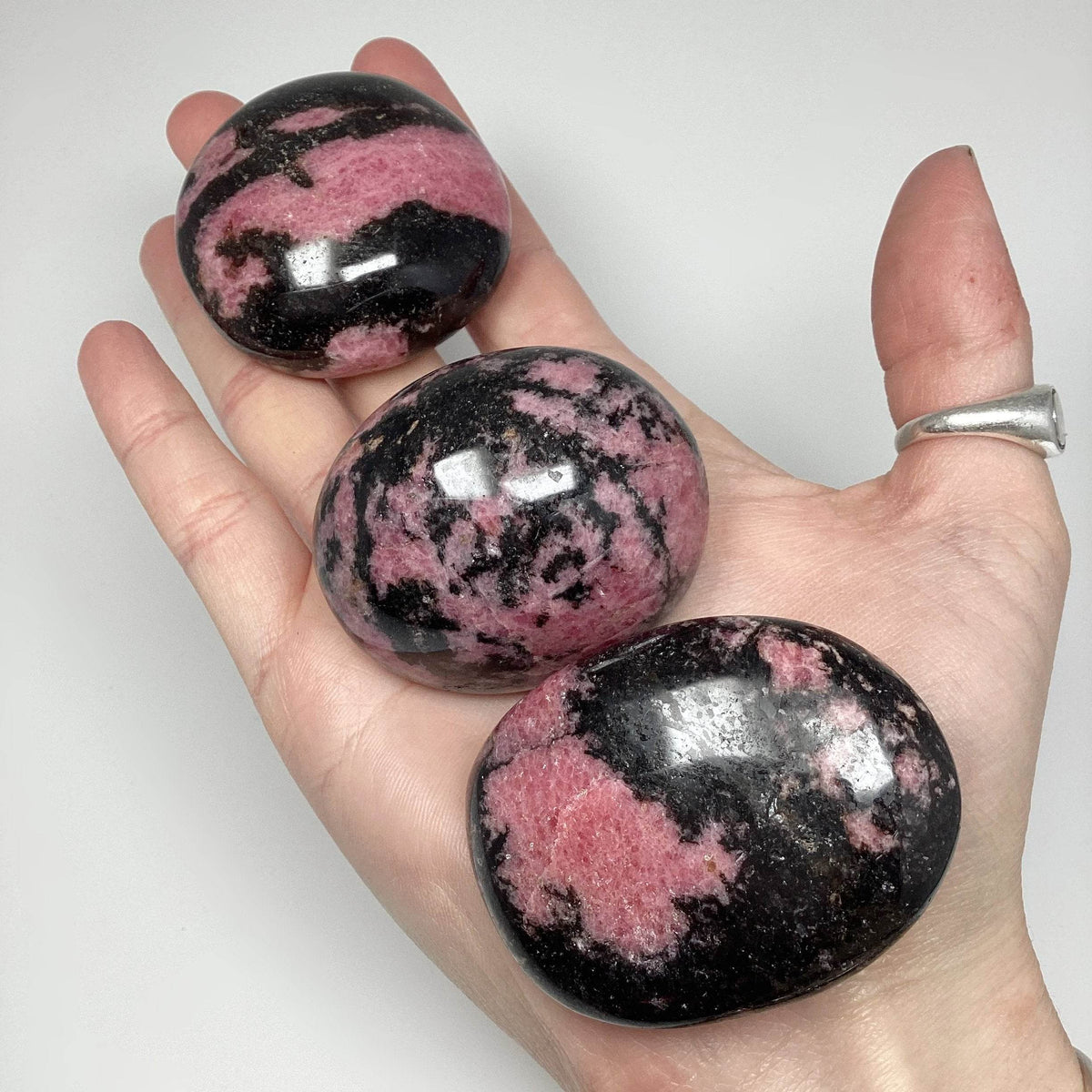 Rhodonite Tumble-Rocks and Gems Canada