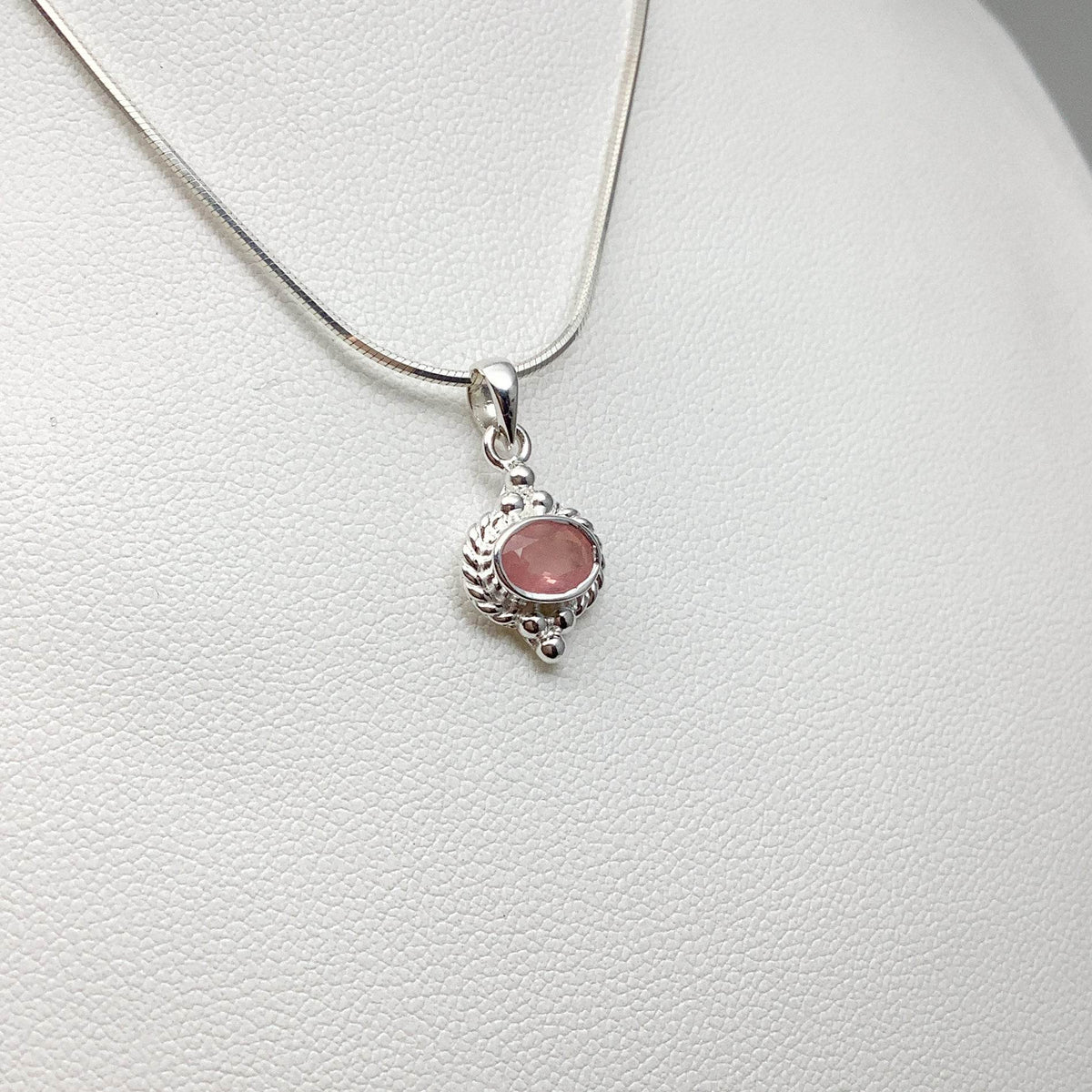 Rose Quartz Pendant-Rocks and Gems Canada