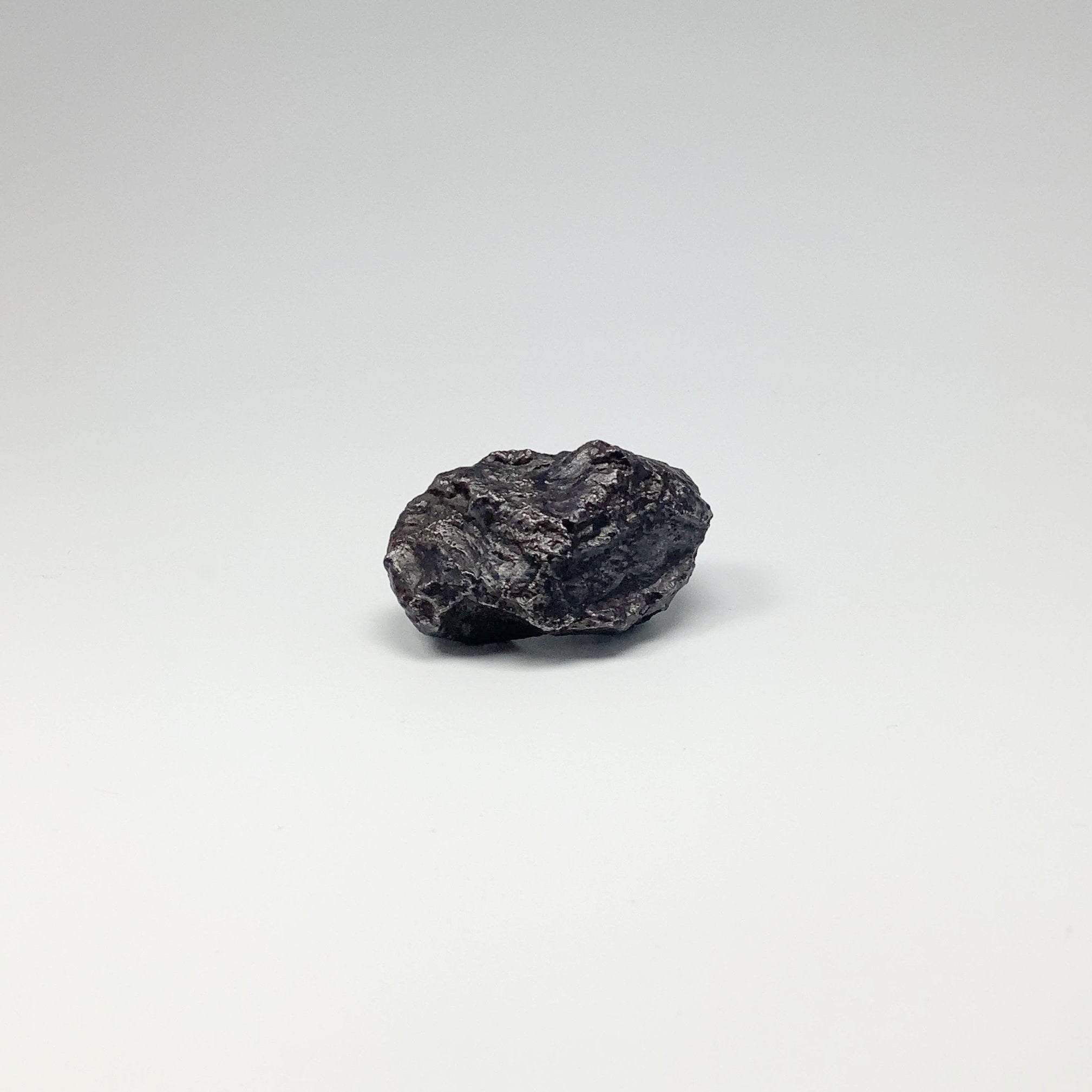 Sikhote-Alin Shrapnel Meteorite – Rocks and Gems Canada
