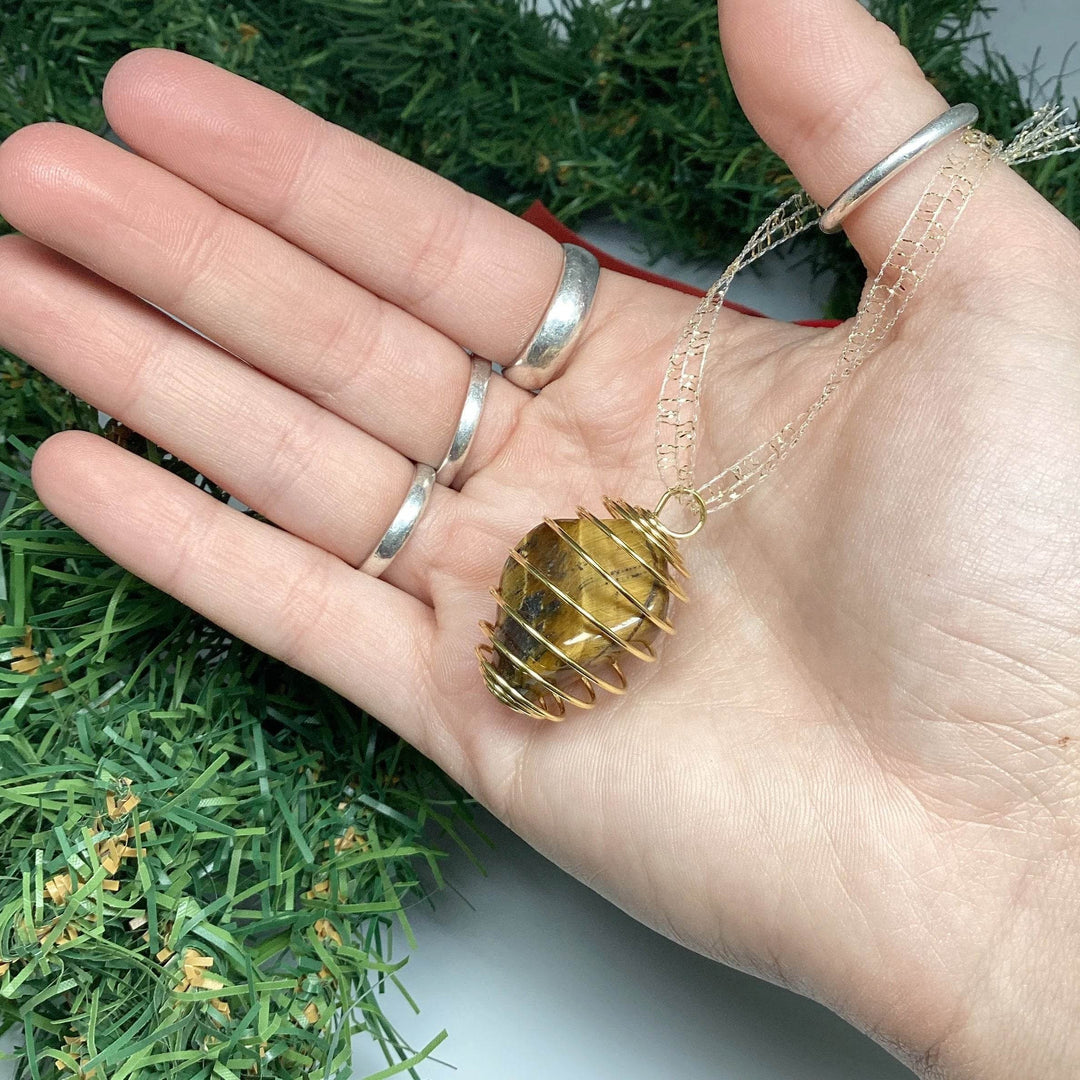 Spiral Gemstone Ornament-Rocks and Gems Canada