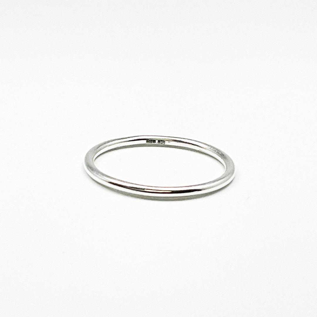 Sterling Silver Band Ring-Rocks and Gems Canada