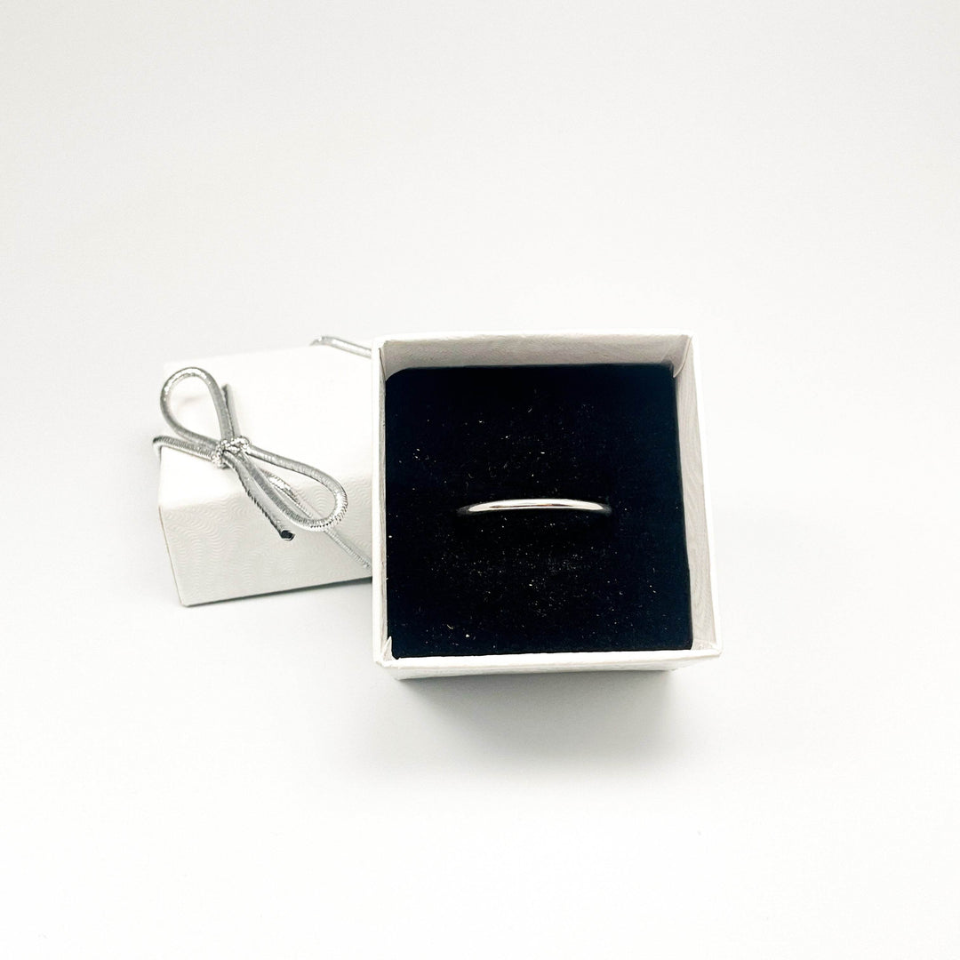 Sterling Silver Band Ring-Rocks and Gems Canada