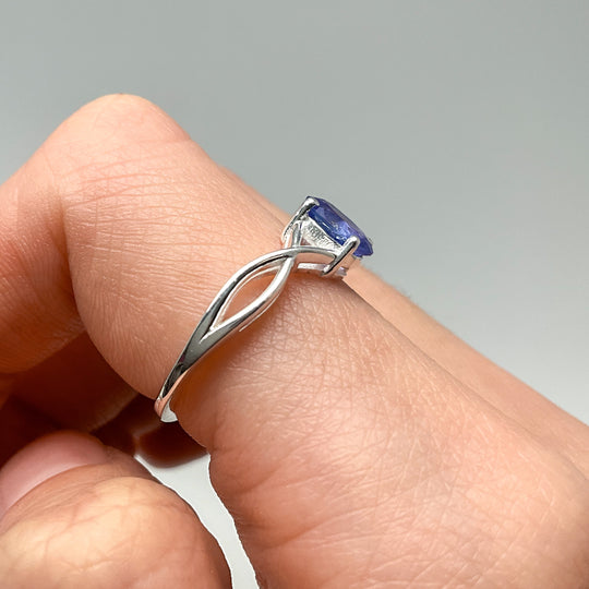Tanzanite Ring-Rocks and Gems Canada