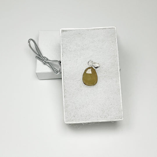 Fancy Sapphire Pendant - Rocks and Gems Canada