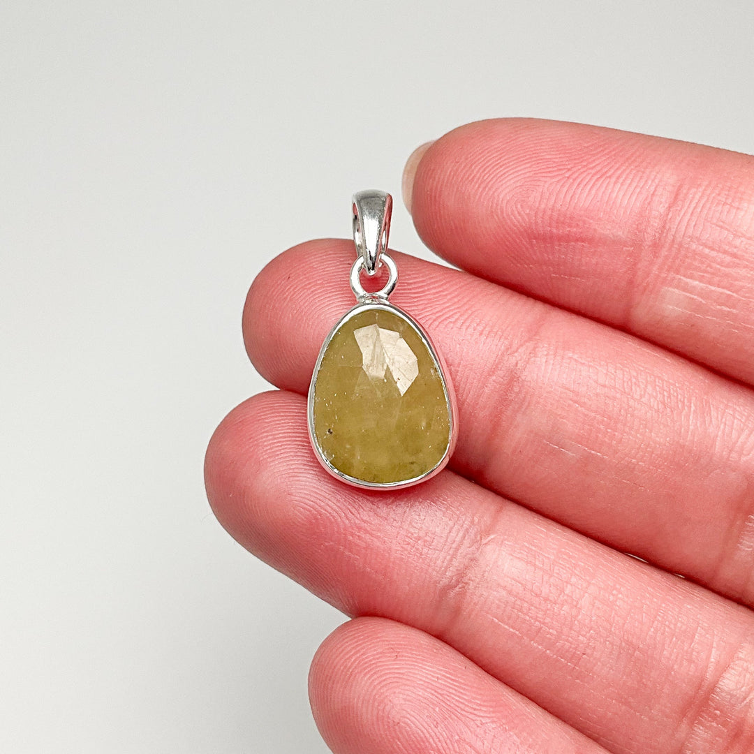 Fancy Sapphire Pendant - Rocks and Gems Canada