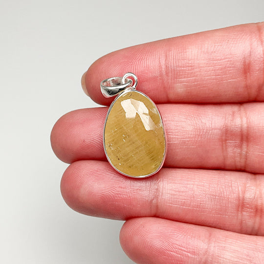Fancy Sapphire Pendant - Rocks and Gems Canada