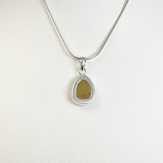 Fancy Sapphire Pendant - Rocks and Gems Canada