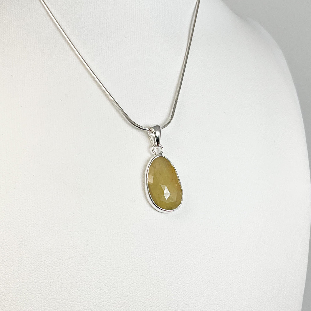 Fancy Sapphire Pendant - Rocks and Gems Canada