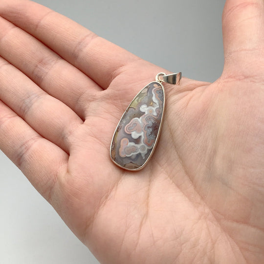 Laguna Agate Pendant - Rocks and Gems Canada