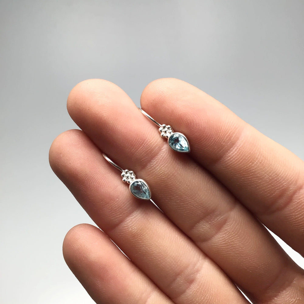 Topaz Dangle Earrings - Rocks and Gems Canada