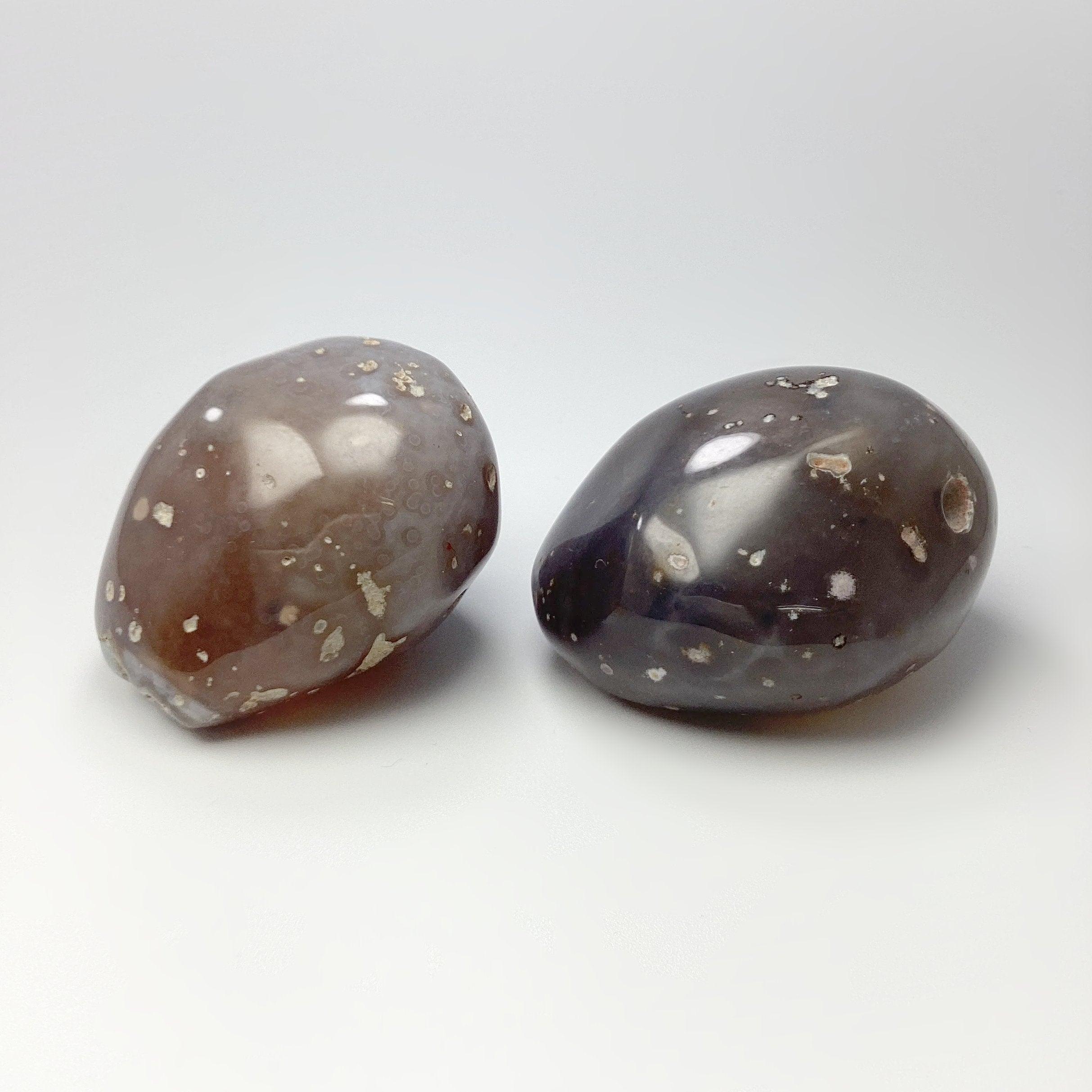 Enhydro Agate Tumble - Rocks and Gems Canada