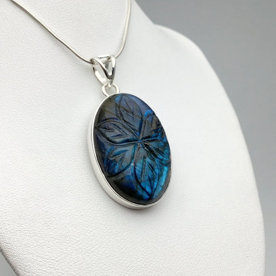 Labradorite Carved Flower Pendant - Rocks and Gems Canada