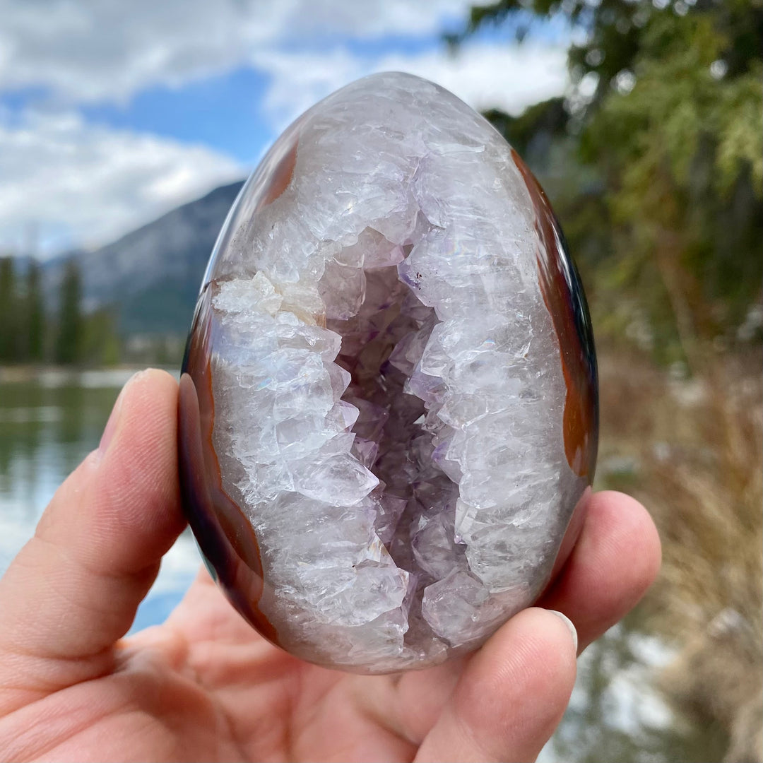 Agate Geode Egg - Rocks and Gems Canada