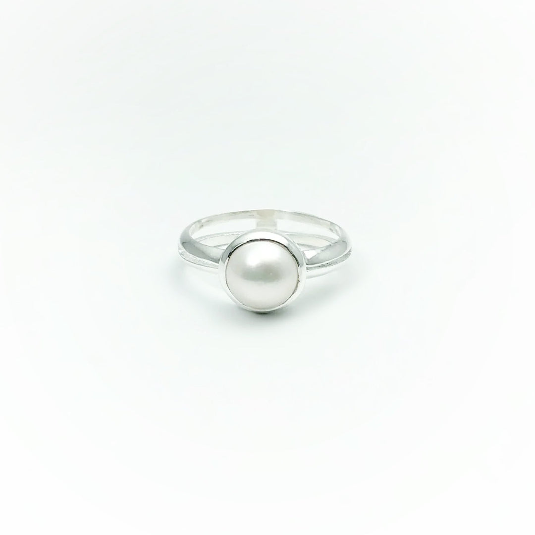 Freshwater Pearl Ring - Rocks and Gems Canada