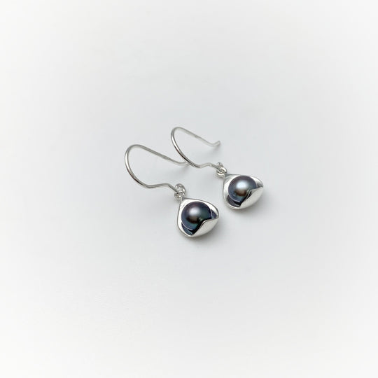 Tahitian Pearl Dangle Earrings - Rocks and Gems Canada