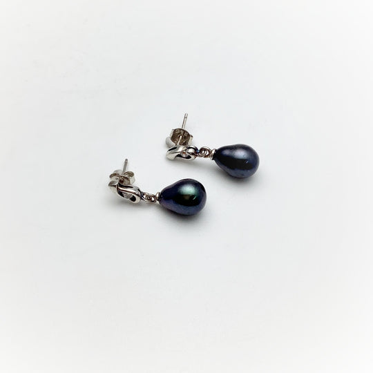 Tahitian Pearl and Cubic Zirconia Stud Earrings - Rocks and Gems Canada