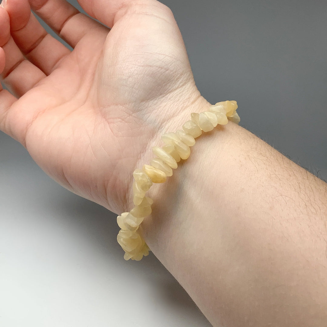 Aragonite Chip Beaded Bracelet - Rocks and Gems Canada
