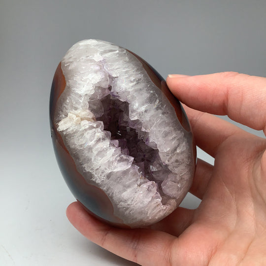 Agate Geode Egg - Rocks and Gems Canada