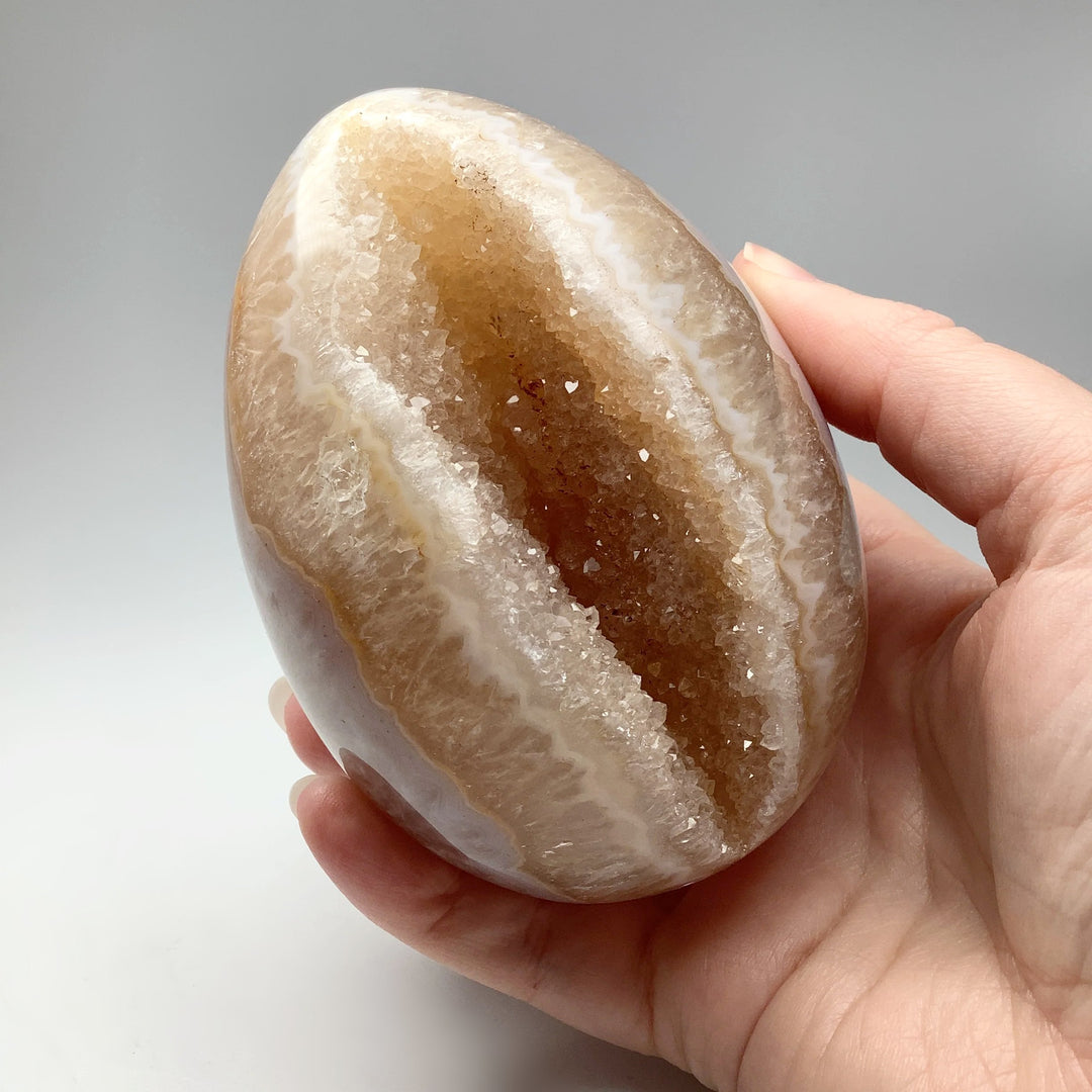 Agate Geode Egg - Rocks and Gems Canada