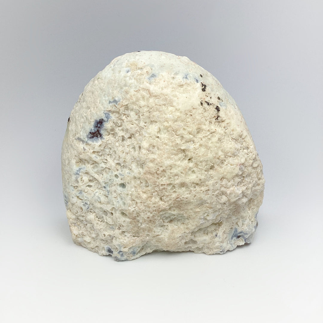 Natural Agate Geode - Rocks and Gems Canada