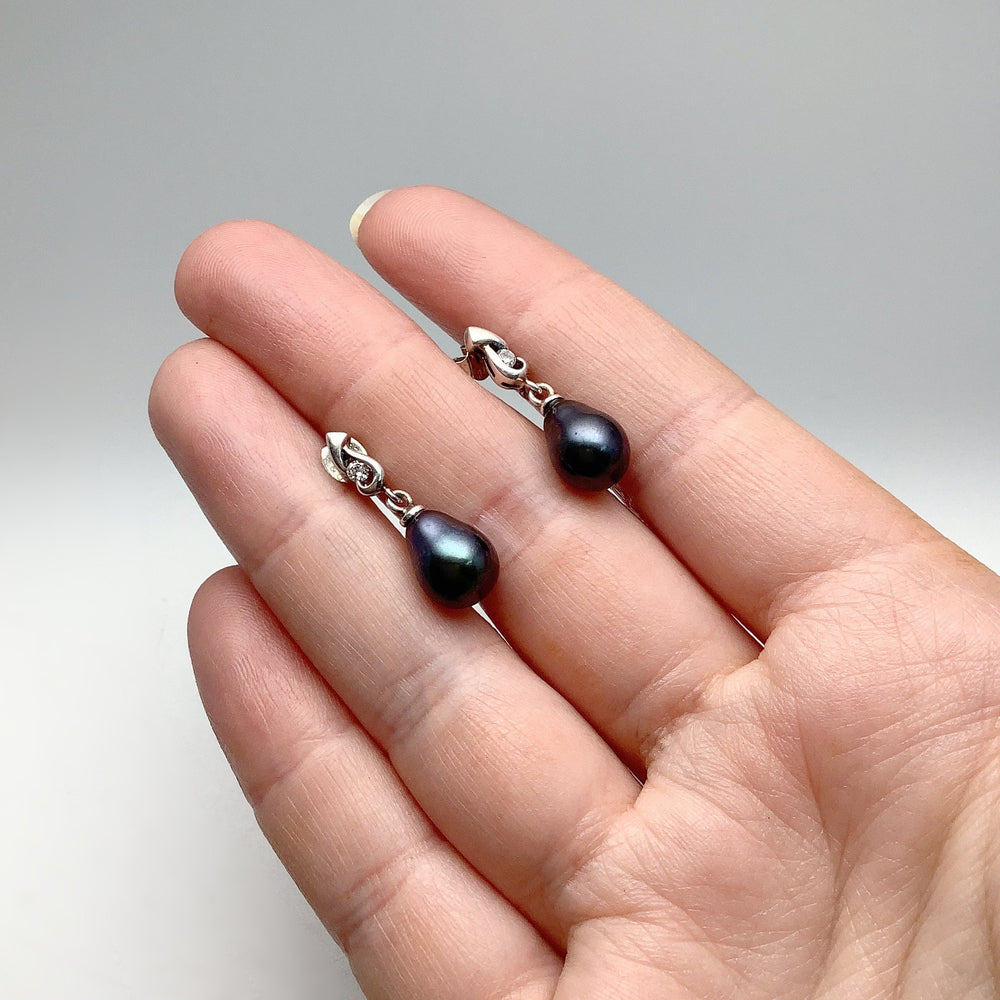 Tahitian Pearl and Cubic Zirconia Stud Earrings - Rocks and Gems Canada