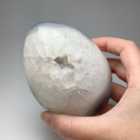 Agate Geode Egg - Rocks and Gems Canada