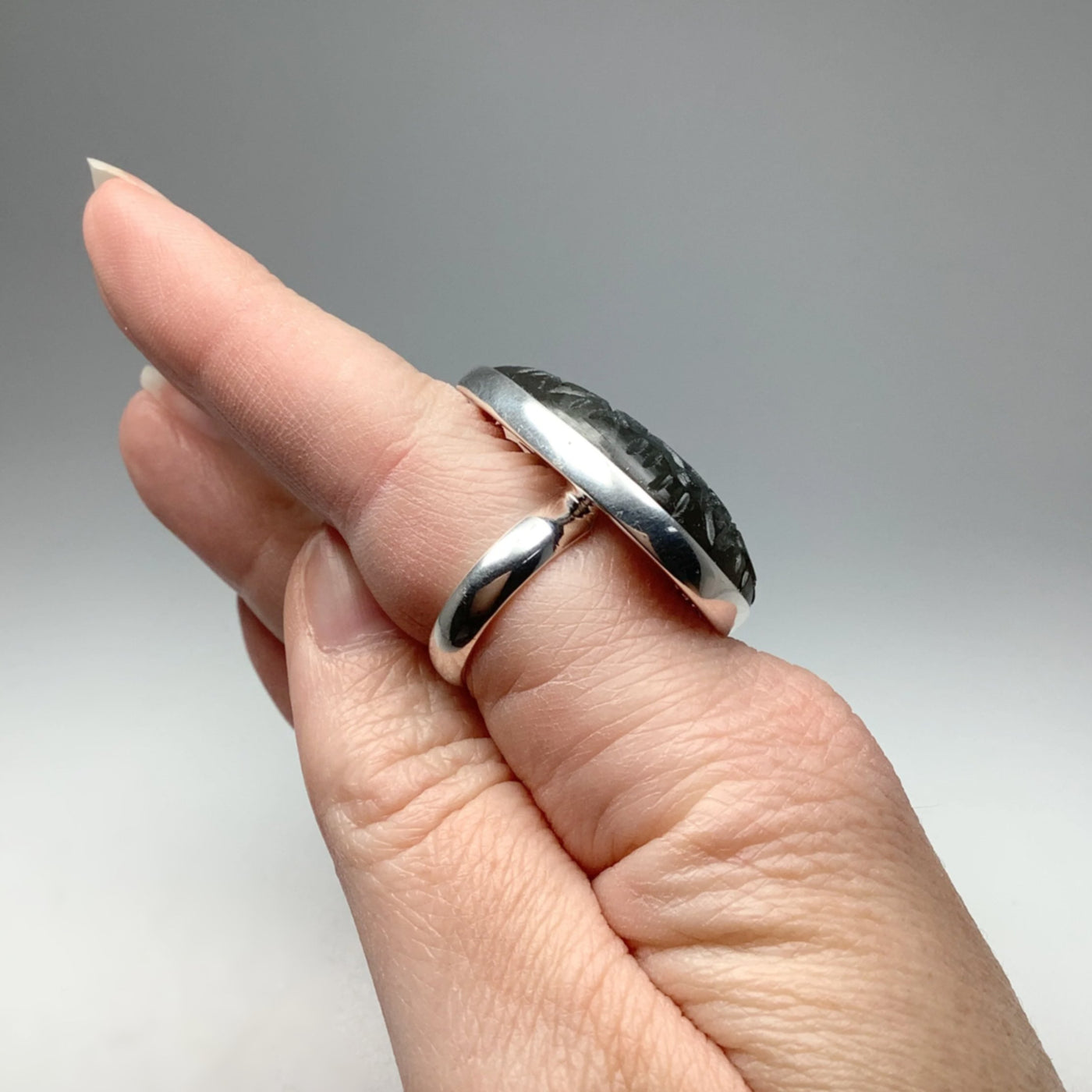 Labradorite Carved Flower Ring
