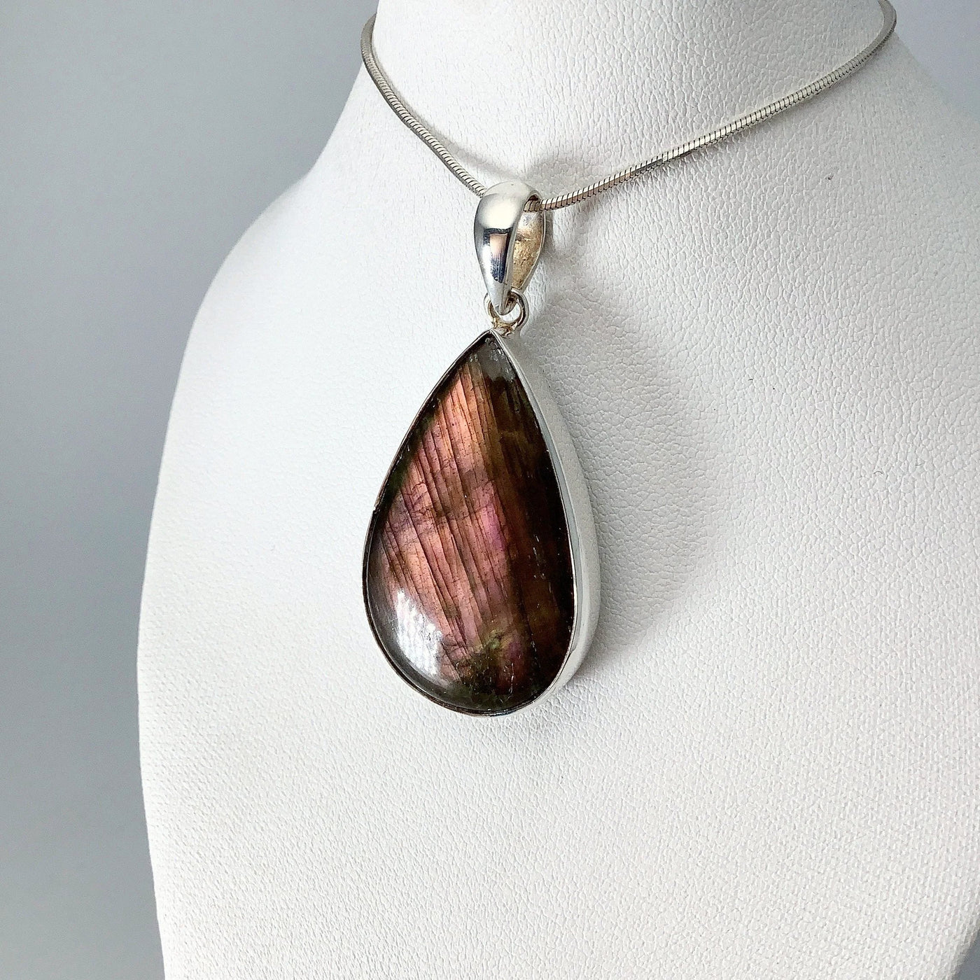 Purple Labradorite Pendant