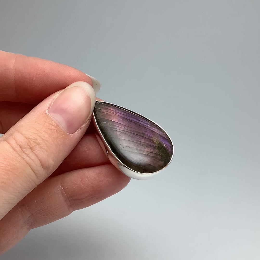 Purple Labradorite Pendant