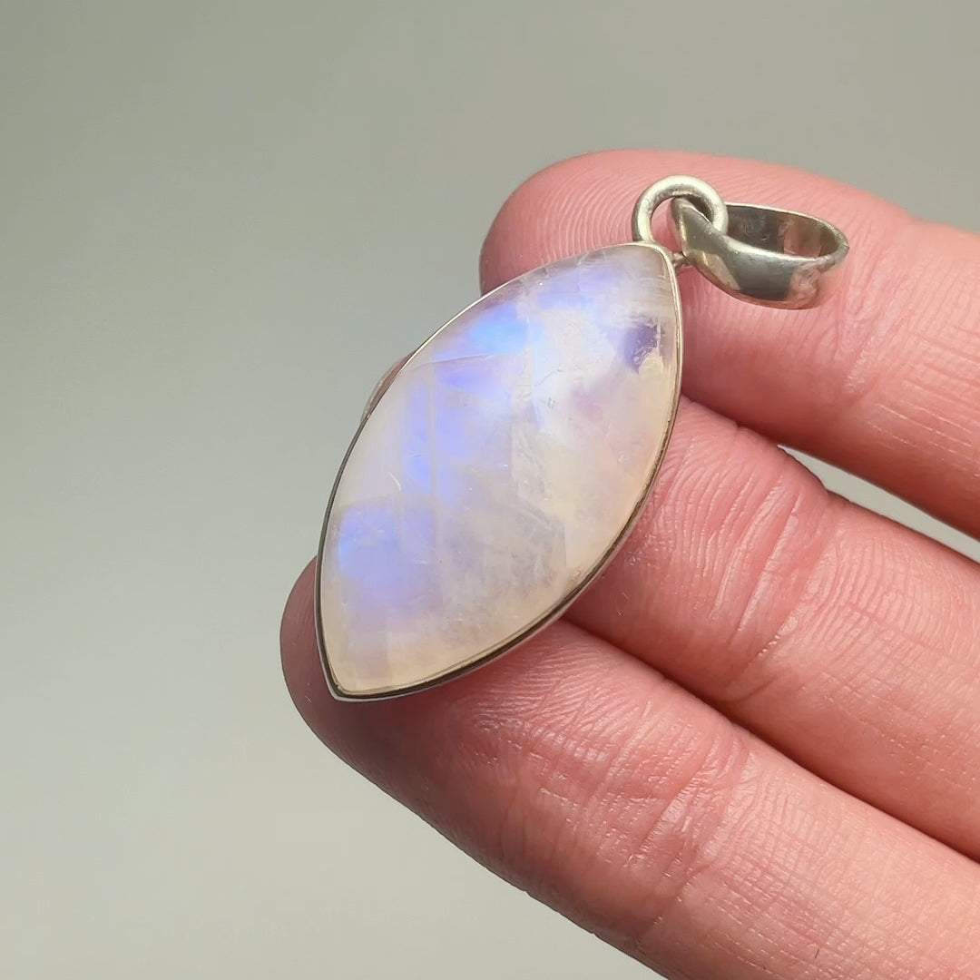 Rainbow Moonstone Pendant