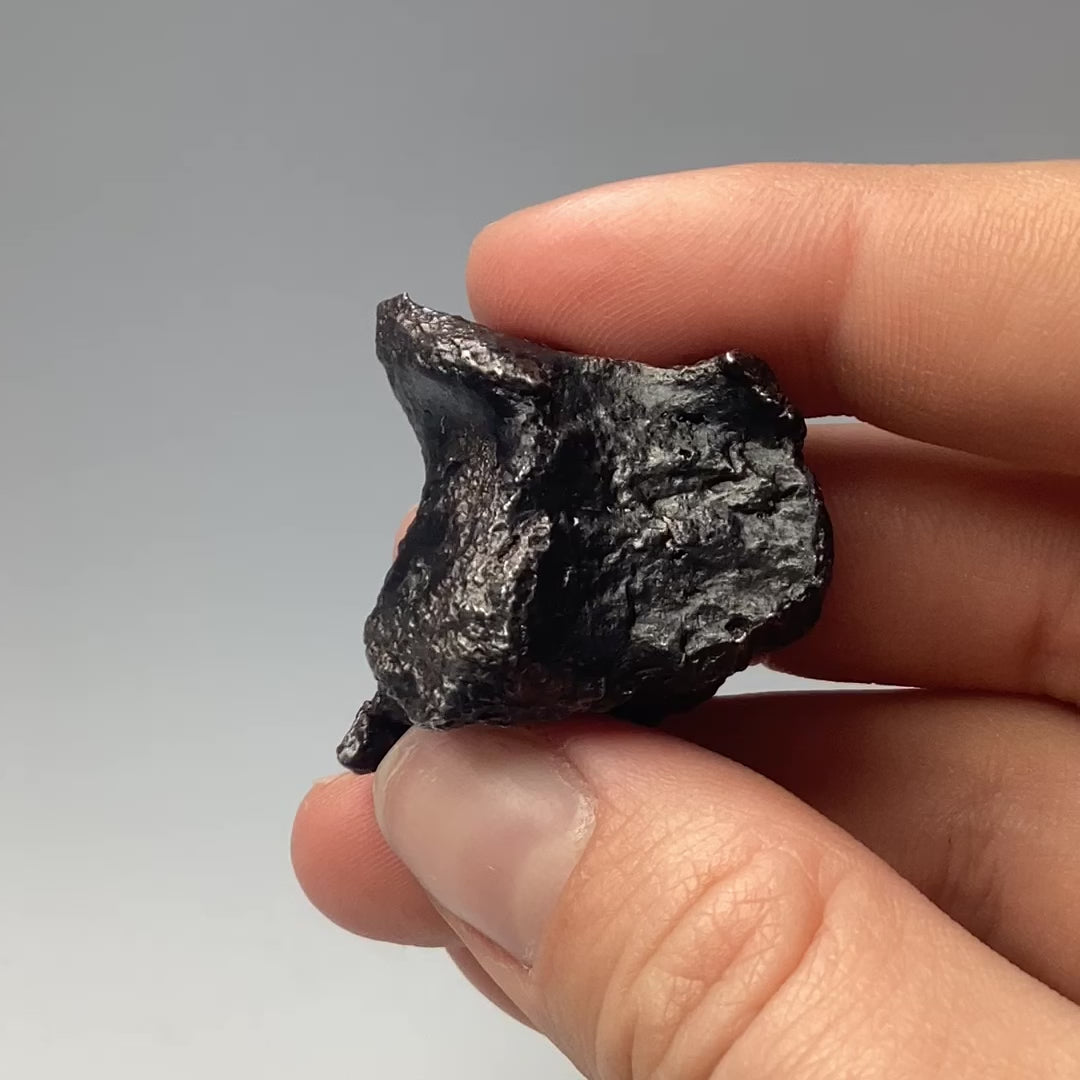 Sikhote-Alin Shrapnel Meteorite – Rocks and Gems Canada