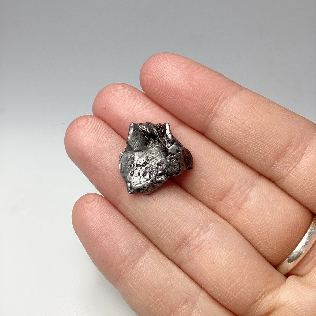 Sikhote-Alin Shrapnel Meteorite - Rocks and Gems Canada