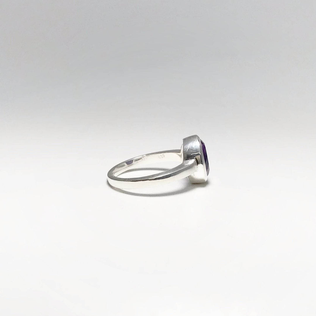 Amethyst Ring-Rocks and Gems Canada