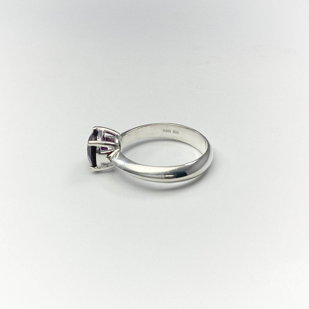 Amethyst Ring-Rocks and Gems Canada