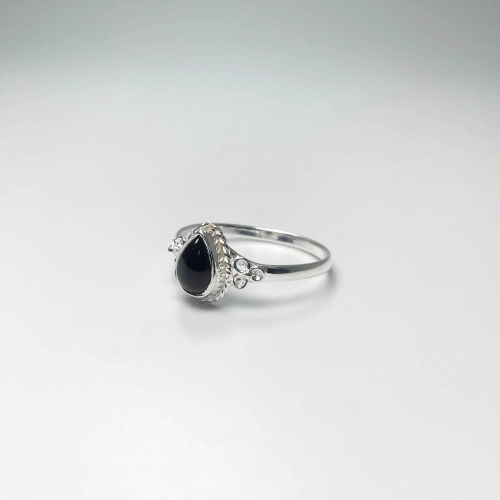 Black Onyx Ring-Rocks and Gems Canada