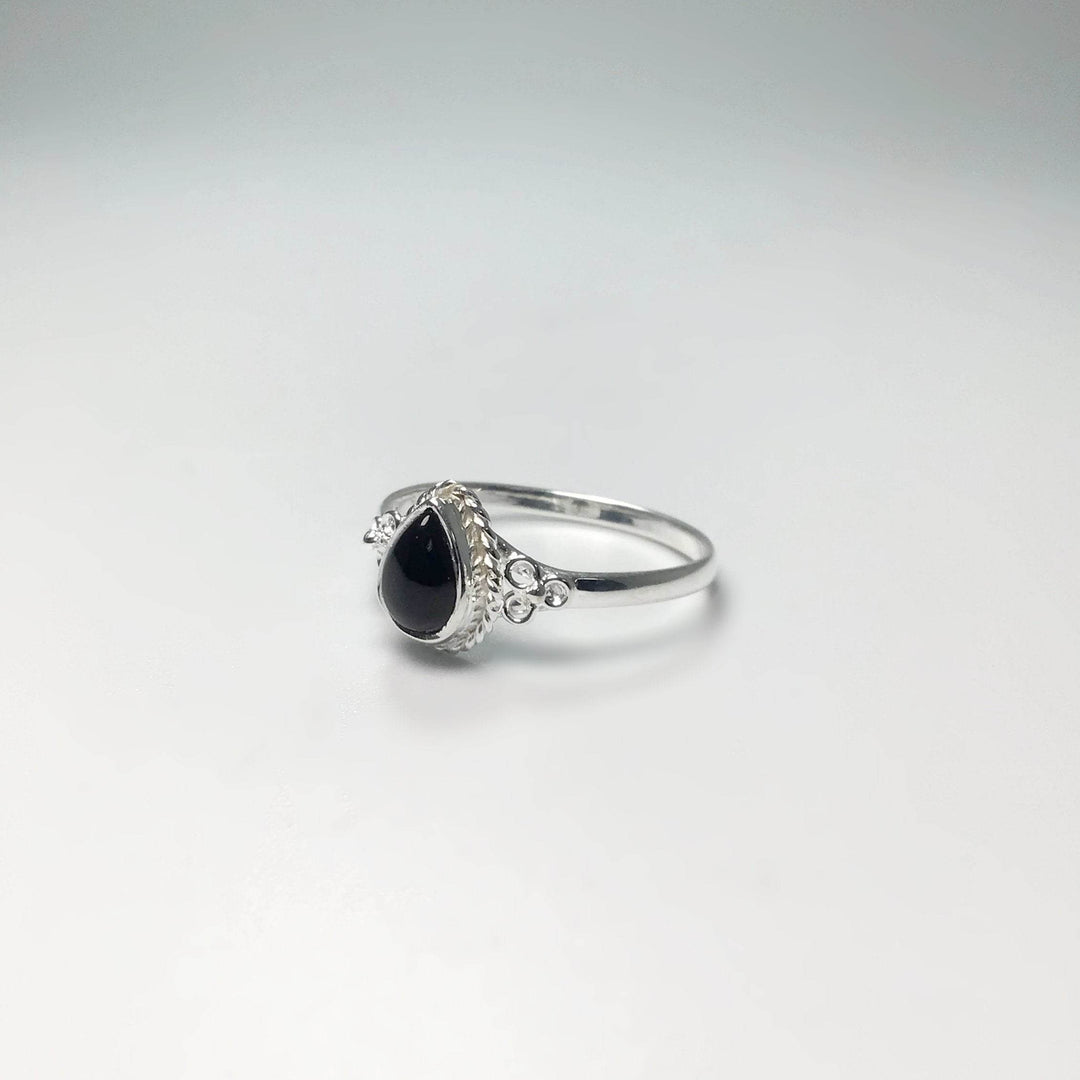 Black Onyx Ring-Rocks and Gems Canada