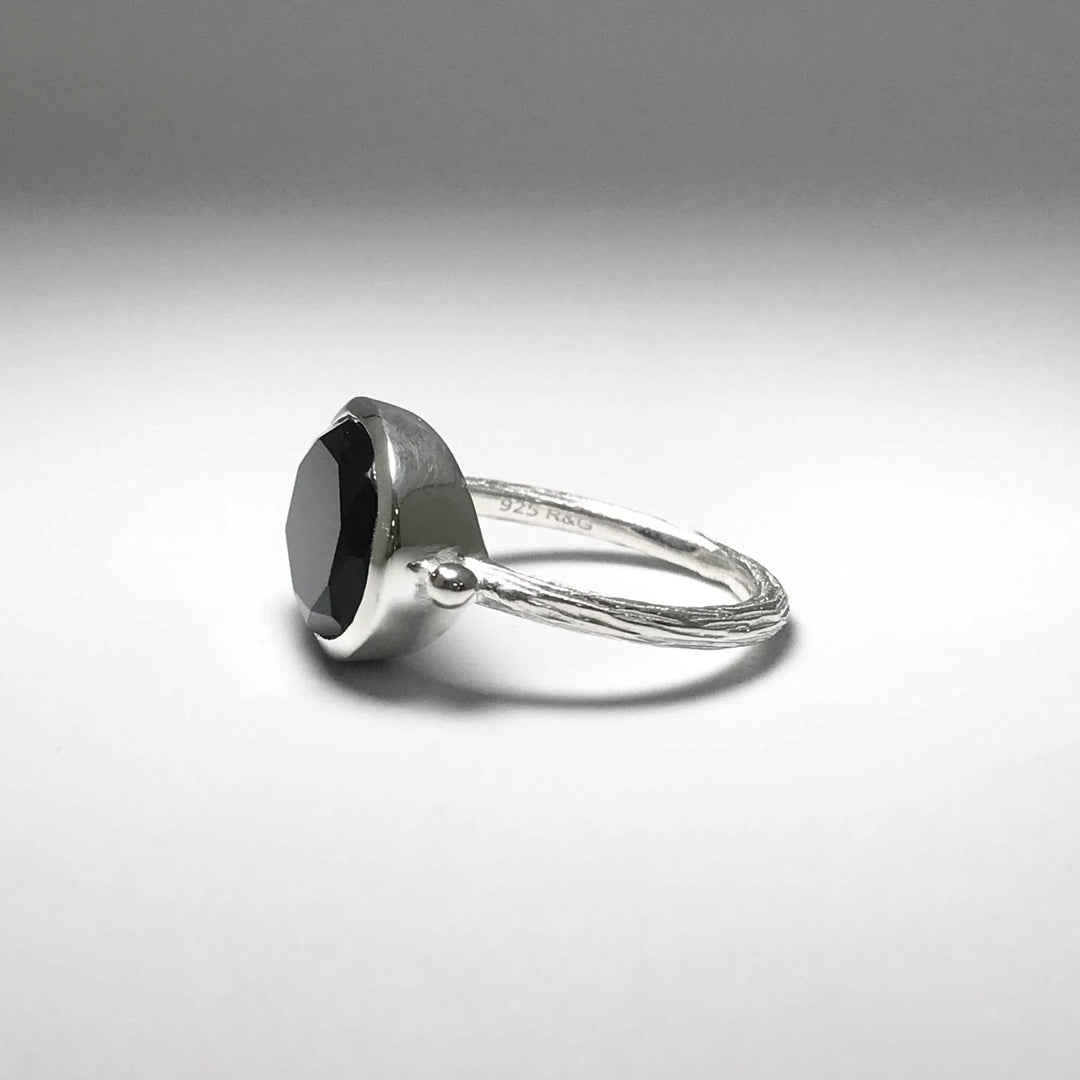 Black Onyx Ring-Rocks and Gems Canada