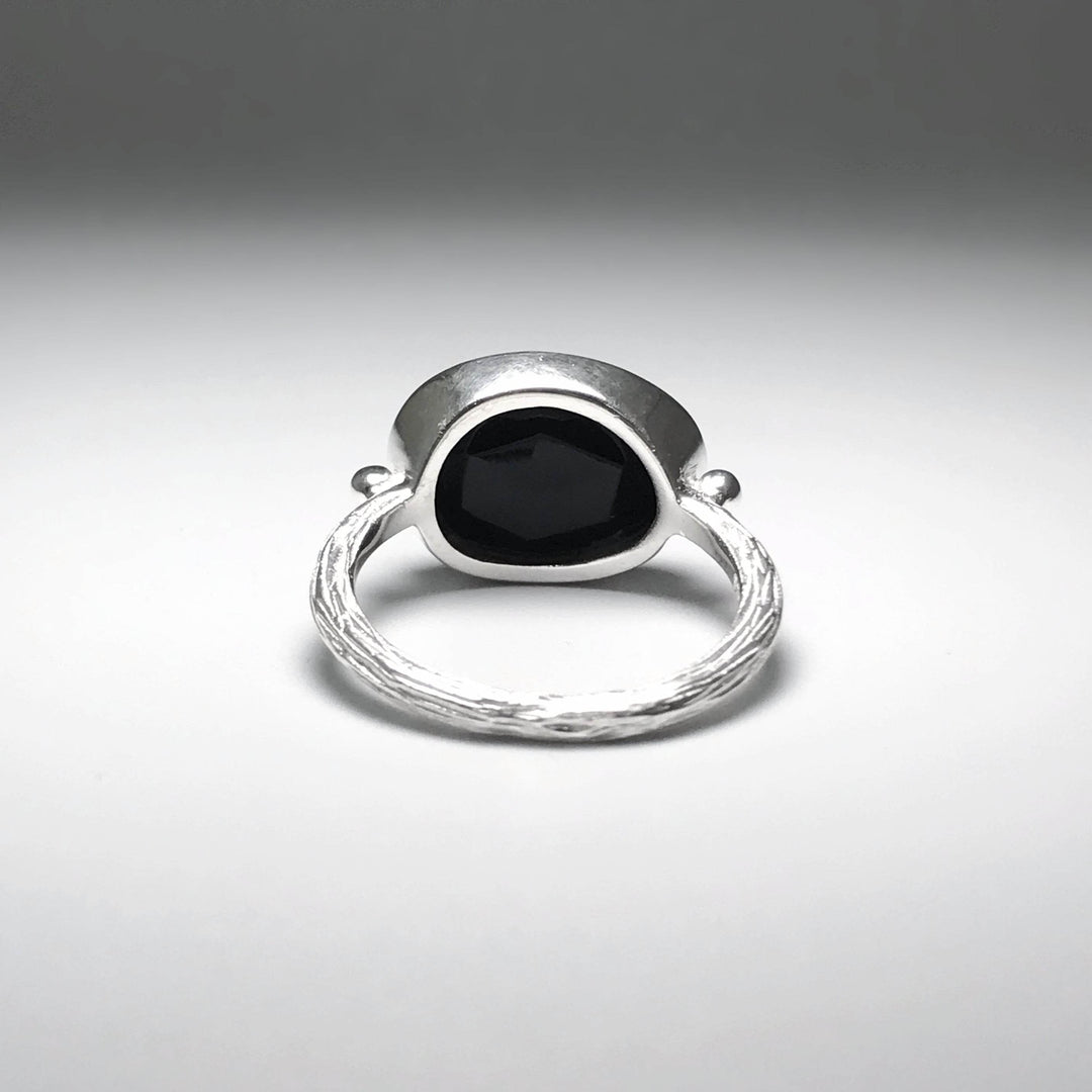 Black Onyx Ring-Rocks and Gems Canada