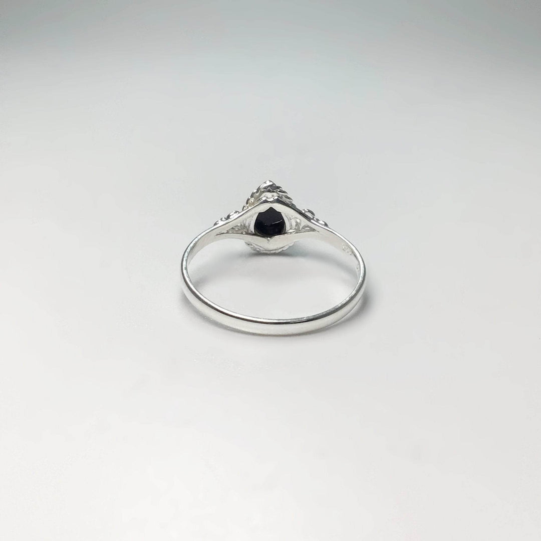 Black Onyx Ring-Rocks and Gems Canada